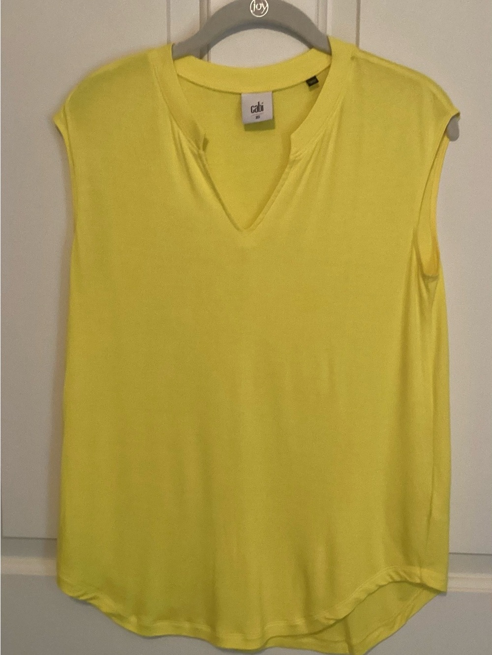 Cabi 5563 Notch Tee